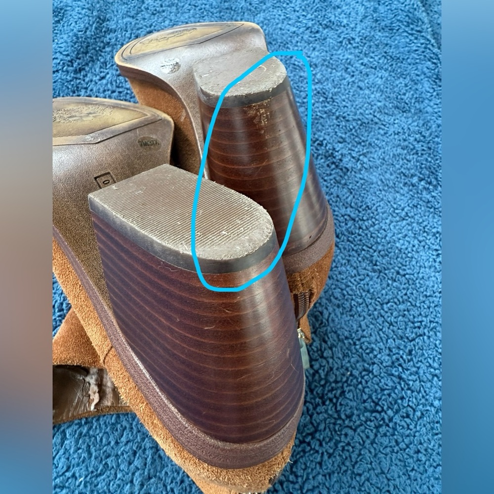 Sz 7 — Vince Camuto Bibestie suede ankle booties - Picture 11 of 12